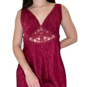 Vintage Intimate moods burgundy lace cami top